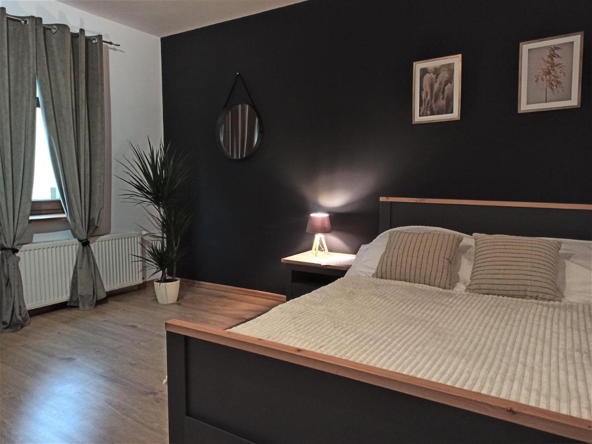 Cztery Katy W Rynku Apartman Wałbrzych Kültér fotó
